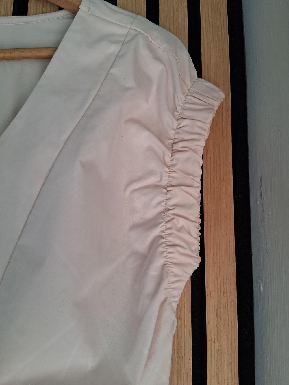 Women's Cream Drawstring Pocket Robe - Picture 3 of 4